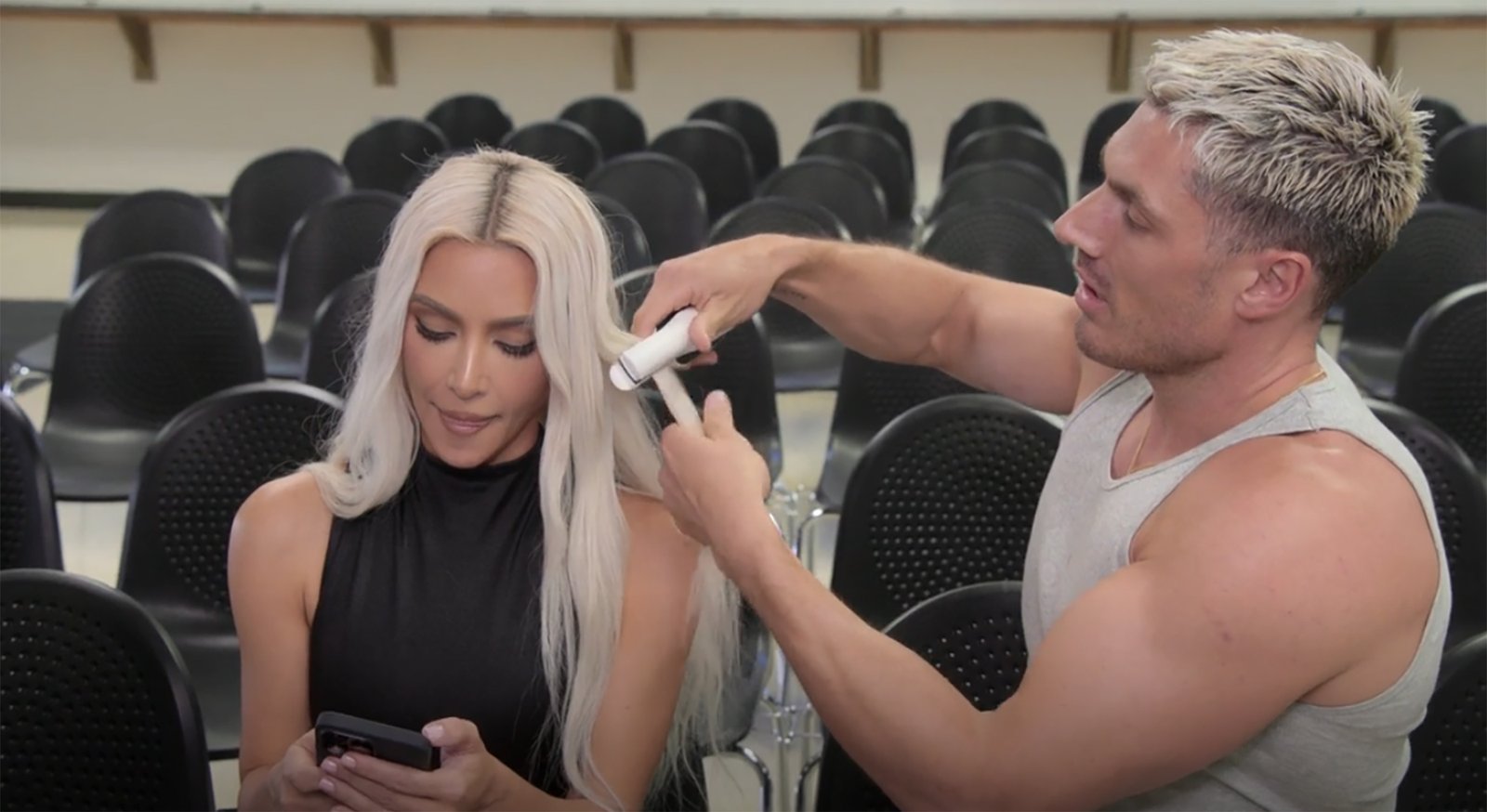 Kim Kardashian getting her hair done at the DMV