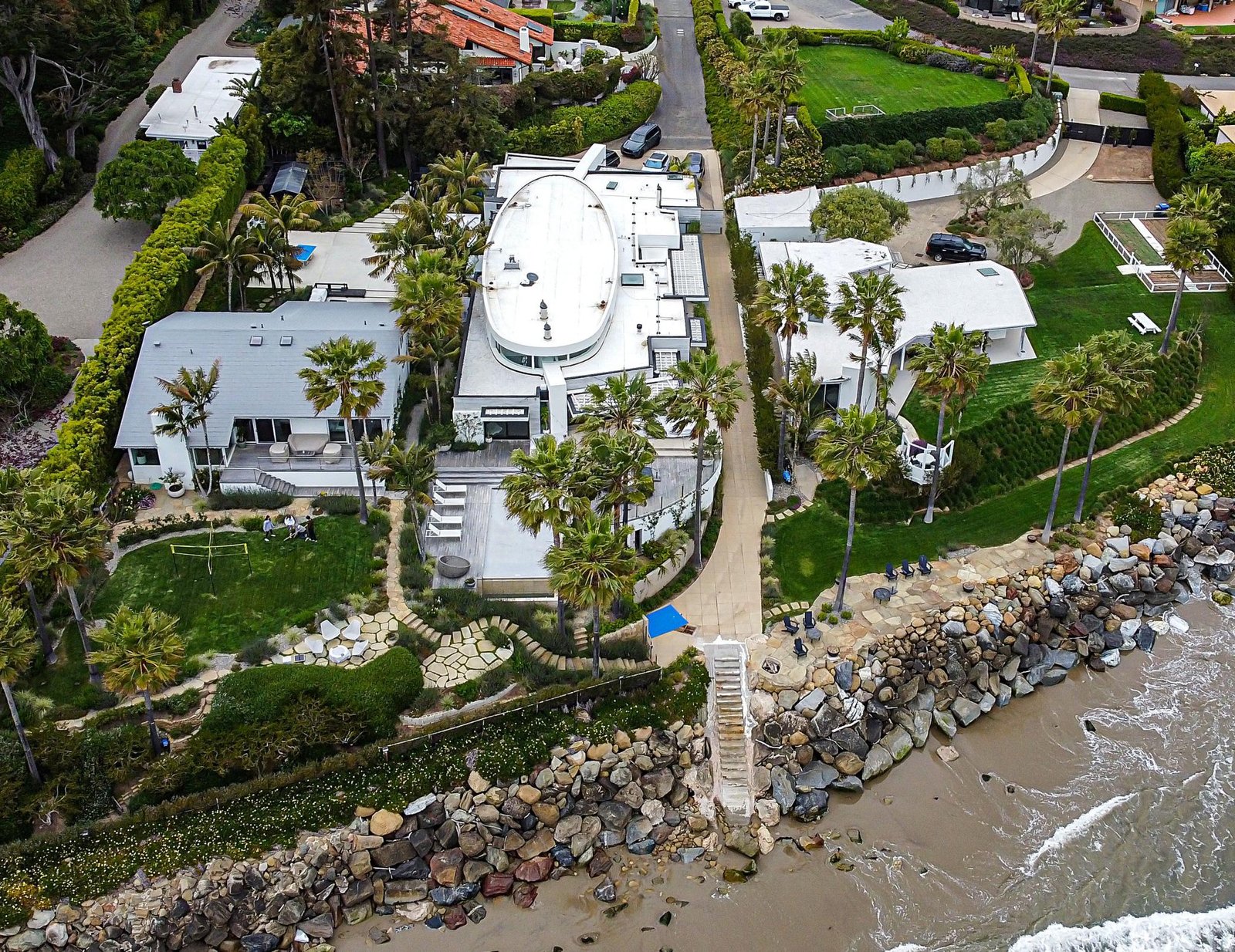 An aerial shot of Kevin Costner's home.