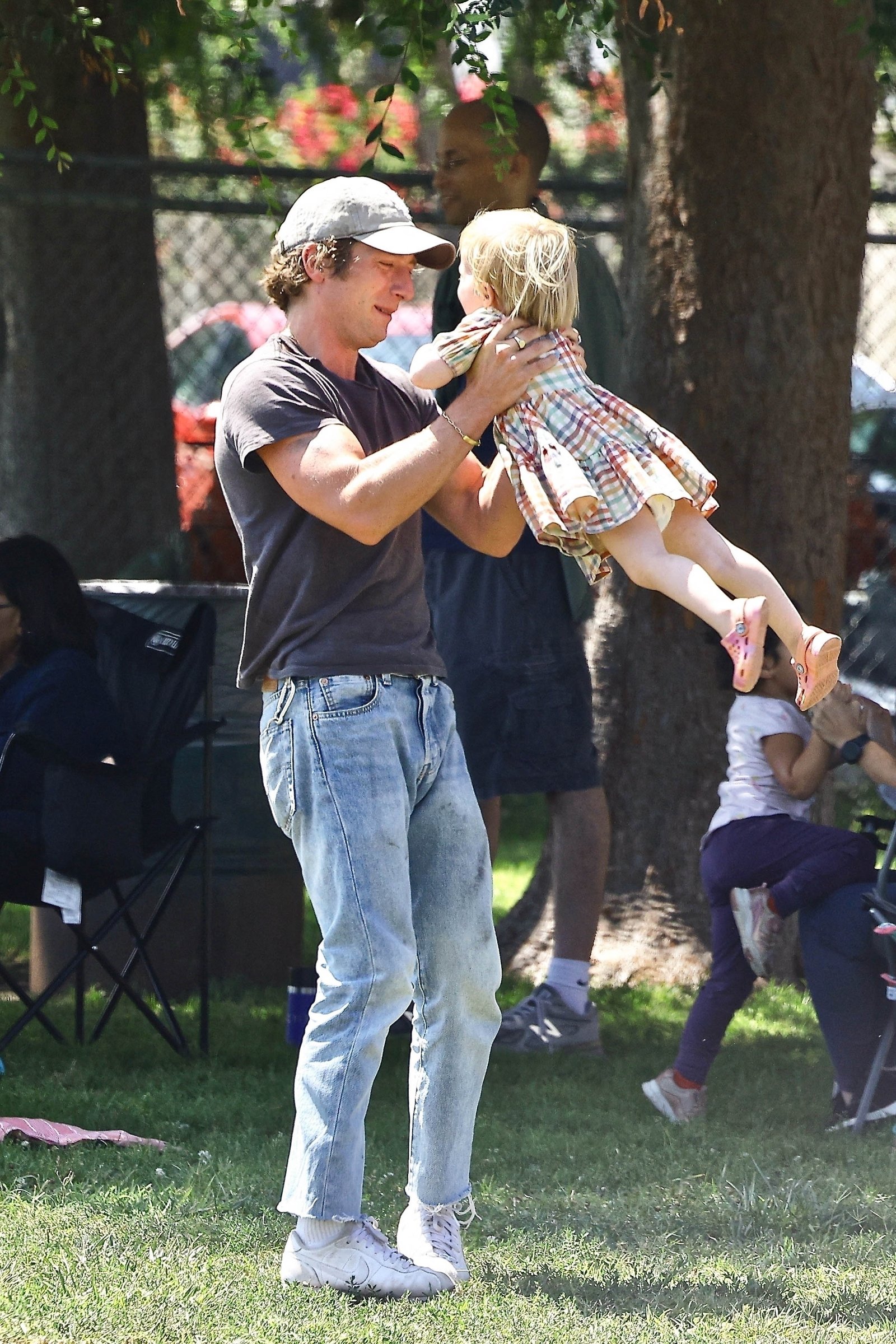 Jeremy Allen White at his daughter's soccer game.