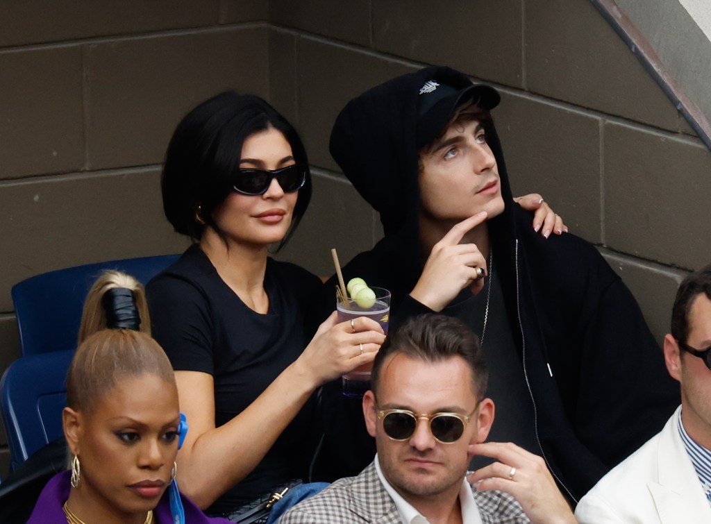 1694397556 941 Kylie Jenner Timothee Chalamet get touchy feely during US Open date